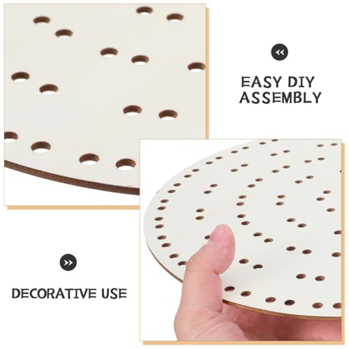 Couronnes de fleurs DIY sans effort avec cadre en bois troué