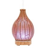 Artisanat en rotin : méticuleusement fabriqués à la main, nos diffuseurs d'aromathérapie imitent un rotin magnifiquement tissé, ajoutant une touche rustique mais élégante à votre maison ou bureau.