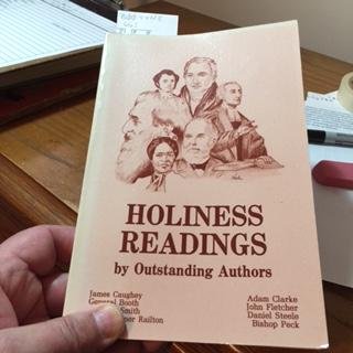 Paperback Holiness Readings By Outstanding Authors Book