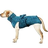 Hunde-Bademantel, Größe: XS Brustumfang 40–50 cm, Rücken 25–30 cm, für Hunde mit einem Gewicht von 2–4 kg. S: Brustumfang 45–55 cm; Rückenlänge 30–36 cm; für Hunde mit einem Gewicht von 4–7,5 kg. M Brust 55-65 cm; Rücken 36-42 cm; für Hunde mit einem Gewicht von 7,5-11 kg. L Brust 65-78 cm; Rücken 42-48 cm, für Hunde mit einem Gewicht von 10-15 kg. XL Brust 78-88 cm; Rücken 48-54 cm, für Hunde mit einem Gewicht von 15-22 kg. 2XL Brust 85-95cm; Rücken 54-60cm, für Hunde mit einem Gewicht von 22-33kg. 3XL Brust 90-103cm; Rücken 60-66cm, für Hunde mit einem Gewicht von 33-45kg.