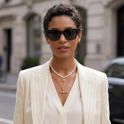 Image of Jeulia Vintage Oval Rice Pearl Choker Necklace for Women, 14K Gold Plated Andy Style Enamel Heart Pendant Dainty Beaded Pearl Jewelry Gifts for Birthday Anniversary Daily Party Wear