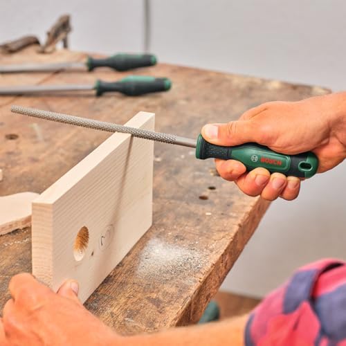 Bosch 3 parçalı törpü seti (sağlam ahşap törpü seti, düz, yarı yuvarlak ve yuvarlak rende dahil; sert karbon çelik; şaft uzunluğu 200 mm; orta kesim 2; yumuşak saplı ergonomik sap) - Görsel 2