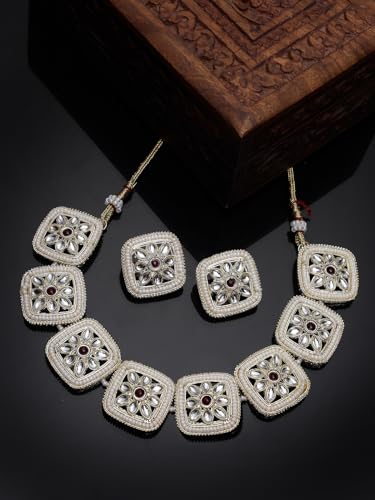 Kundan Studded Collar Necklace Set + Earrings