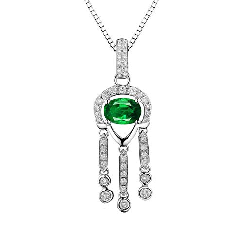Collier émeraude et or blanc 18 carats, le cadeau d'exception pour célébrer un amour éternel