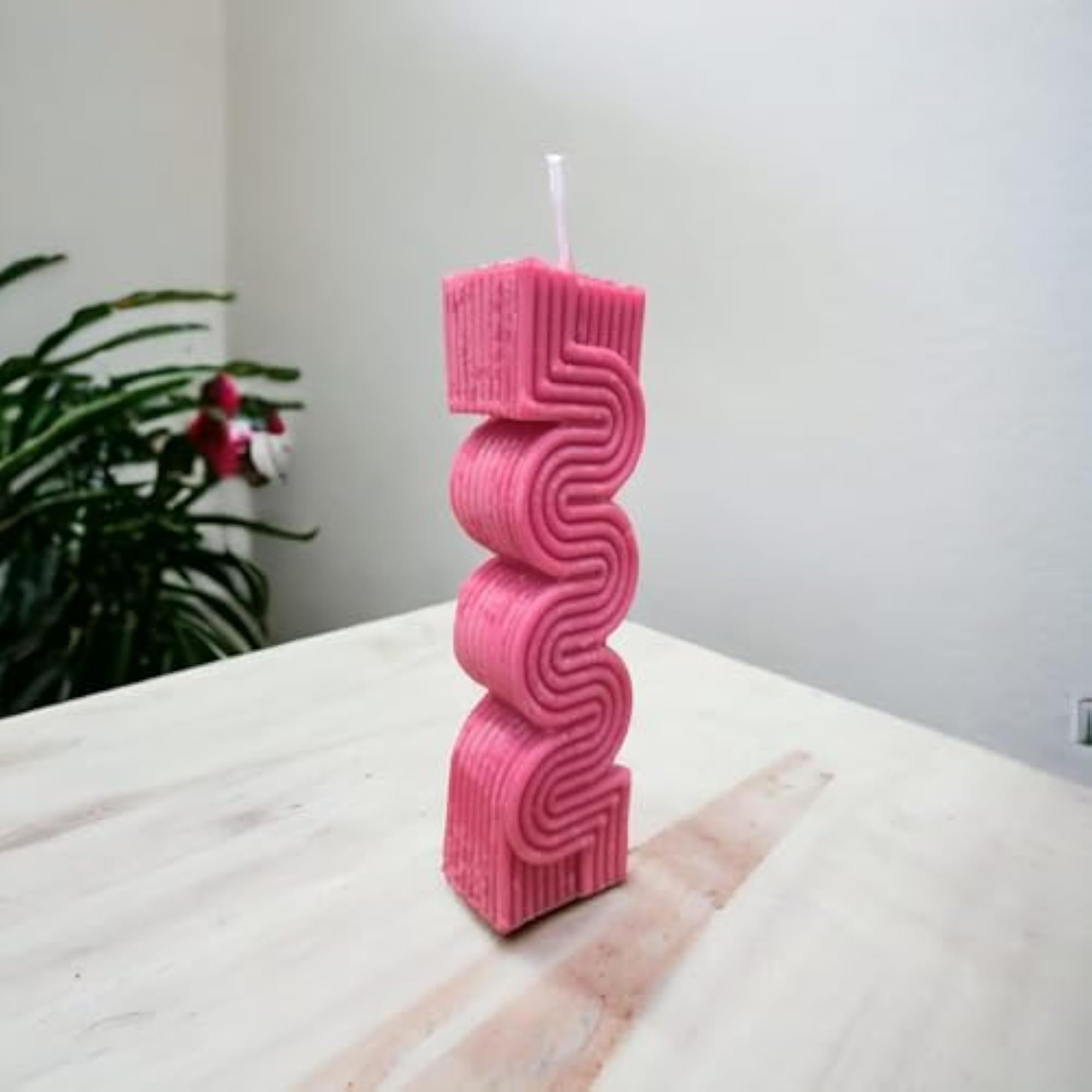 Hand Crafted Pure Soy Wax Scented Candle, Zig-ZAG Design
