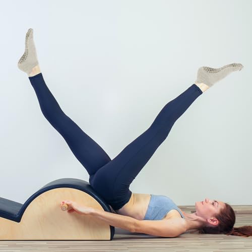 Grip Pilates Socks Non Slip Athletic Yoga Socks with Grips for Women Grippy socks for Hospital Workout Barre3