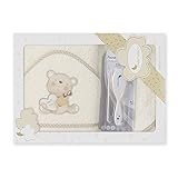 cepillo y peine bebe personalizado ✅El peine y el cepillo son perfectos para peinar a los pequeñines de la casa, son aptos a partir de 0 meses. Los dientes del peine tienen un diseño redondeado, terminan en una pequeña bolita para no dañar la cabecita del bebé. Y el cepillo está diseñado con cerdas suaves y flexibles para que peinarle sea un momento agradable y relajante.