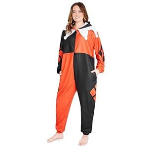 DC Comics Harley Quinn Damen Fleece Jumpsuit mit Kapuze, kuscheliger Overall – Geschenke für Frauen(Rot/Schwarz, S)