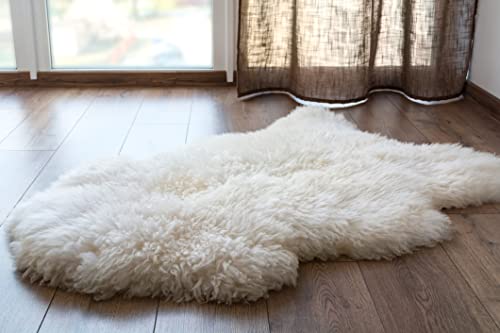Robert's Rugs Genuine Sheepskin Rug White 110cm - Sheepskin Rugs for Living Room - Soft Throw - Bedroom Carpet - Fluffy Floor Rug