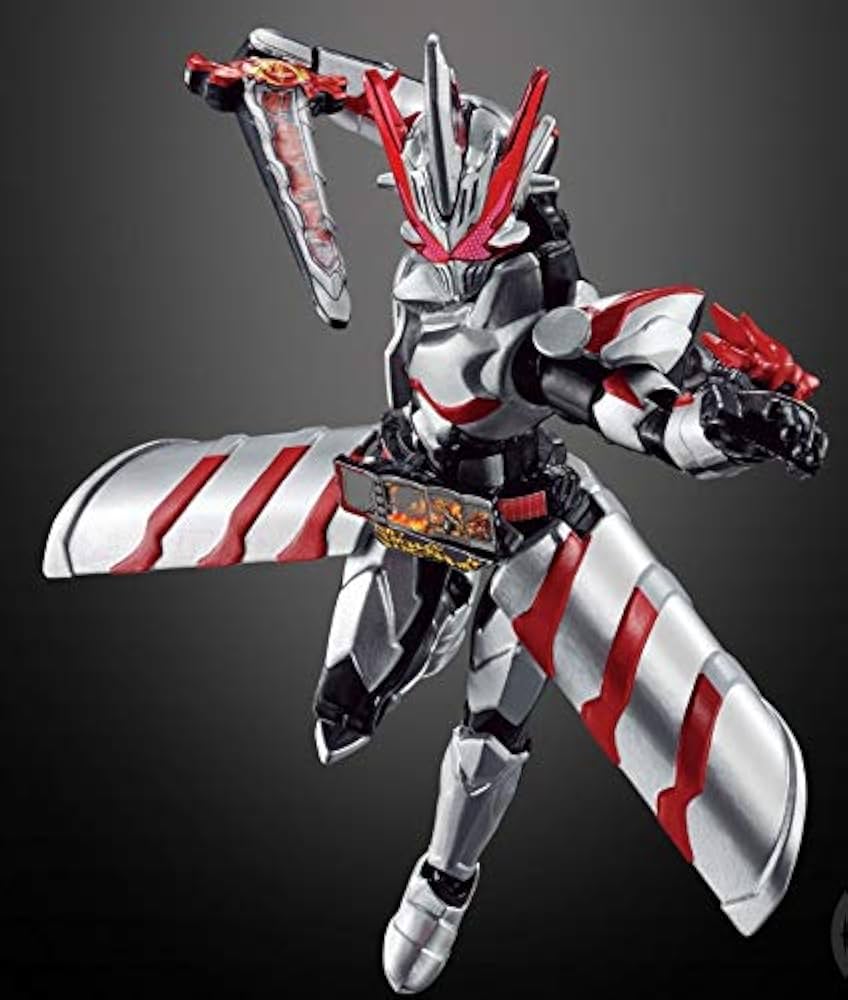 ノ*ー様 フィギュアーツ 仮面ライダーセイバードラゴニックナイト 仮面ライダーセイバー』より仮面ライダーセイバーのパワーアップ