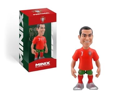 MINIX BANDAI Figura de colección 12cm - Cristiano Ronaldo - Selección Portugal - Coleccionables para Exhibición - Idea de Regalo - Juguetes para Niños Y Adultos - Fans De Fútbol (MN18031) | Ya disponible en tu tienda friki favorita! En mundofriki.es!