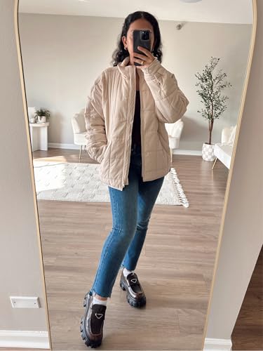 Omoone Women's Quilted Puffer Jacket Zip Up Oversized Lightweight Padded Down Coat Outerwear2