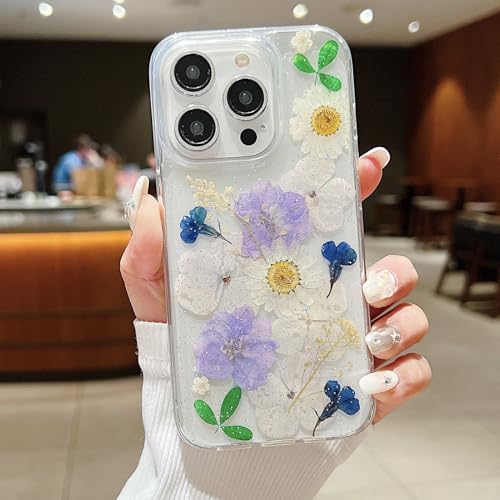 Coque fleurie iPhone 13 idéale pour accessoiriser vos tenues d'été en terrasse