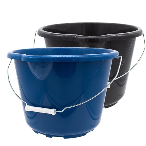 Sustania Juego de 2 cubos multiusos de 12 L, color azul/antracita, de plástico con boquilla, ayuda de transporte y escala de medición, fabricado en la UE