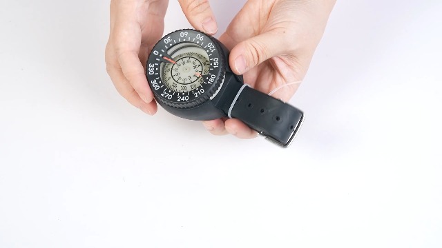 Boussole De Poignet Yuecoom – Étanche, Cadran Lumineux, Bracelet Réglable – Plongée, Randonnée, Camping, Pêche