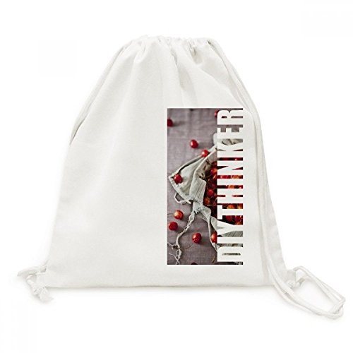 Toile imprimée cerise fruits rouges pour ce sac à dos souple unique