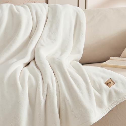 Bedsure Fleece King Size Blanket for Bed - GentleSoft Warm, Cozy, Soft & Thick Blanket for Winter, Heavy 500Gsm Anti-Static Design, Ideal for Couch & Sofa, Cream, 108x90 Inch