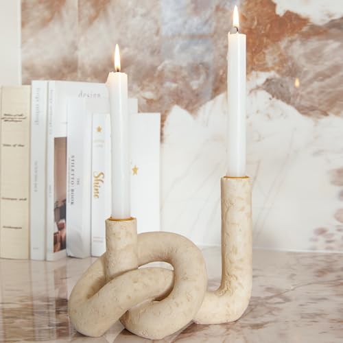 DN DECONATION Knotenförmige Stabkerzenhalter Kerzenständer Set, 2er Set Travertin-Effekt Resin Kerzenleuchter mit Gold Metall, Boho Deko & Tischdekoration für Wohnzimmer Kamin Tisch