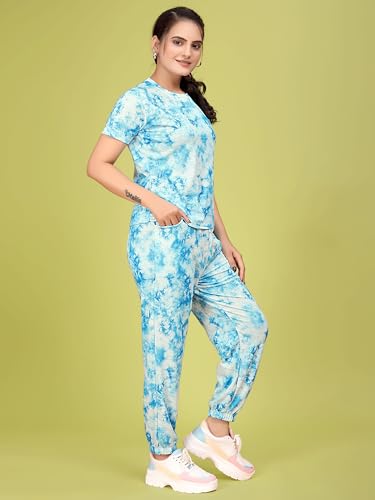 Image of Women's Printed Polyester Tracksuit Set, Lightweight Stretchable Tracksuit Suit and Gym Outfit with Side Pockets