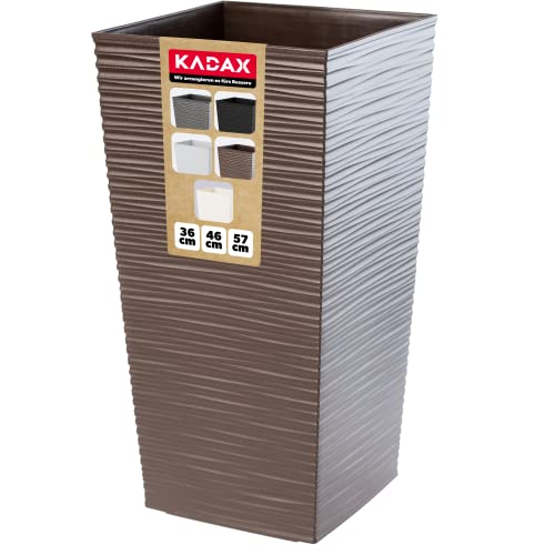 KADAX Blumentopf, Blumenkübel aus Kunststoff, Pflanzkübel für Blumen, Pflanzkübel, Innen- und Außenbereich, Garten, Balkon, Terrasse, Haus, wetterfest, Rattan Imitation (57cm Höhe, Mokka)