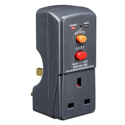 Masterplug Single Socket RCD Safety Adaptor, 112 x 72.3 x 50.5 mm, Black
