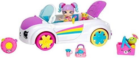 Shopkins Happy Places Rainbow Beach Convertible - Includes Convertible Plus Picnic Petkin Accessories & Rainbow Kate | Happy Convertible, 2 Stories of Fun