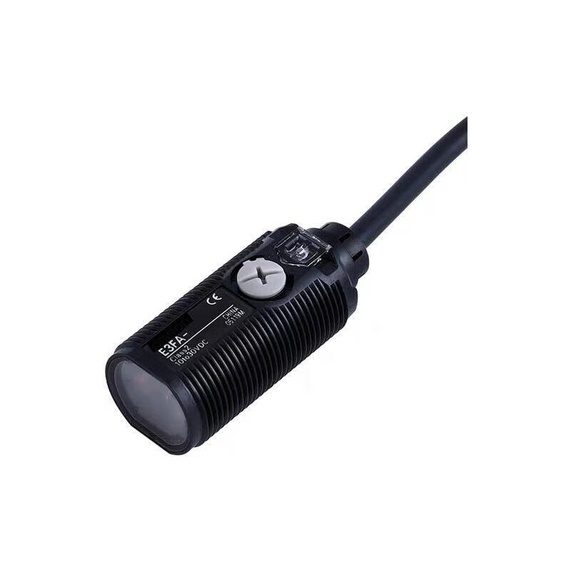 Capteur photoélectrique E3FA-DP14 2M pour automatisme de convoyeur