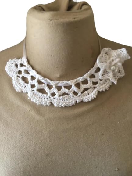 Collier ras du cou blanc romantique en crochet pour célébrer votre mariage bohème
