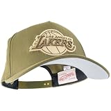 Mitchell & Ness NBA Fashion Basic Pro Snapback Gorra con Snapback Oliva Blanca Ajustable Hombres Mujeres Niños Unisex Primavera Verano Otoño Invierno, Talla única