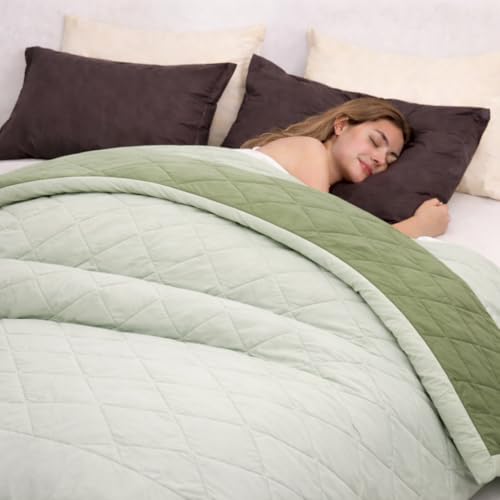 Image of King Size Comforter for Double Bed, 220 GSM Soft Microfiber AC Blanket, All Season Lightweight Reversible Bed Quilt, Premium Bedding, 90 x 100 Inch, Sage Green-Light Green