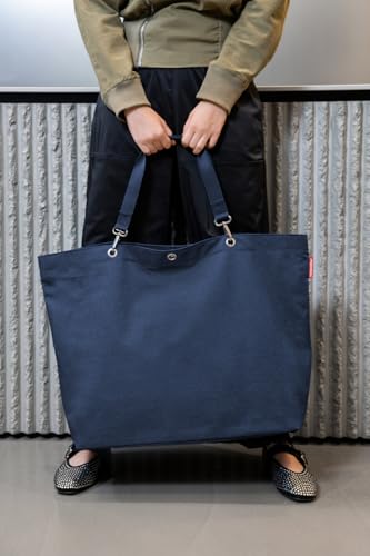 reisenthel shopper XL twist navy – Geräumige Shopping Bag und edle Handtasche in einem – Aus wasserabweisendem Material – Ansicht 2