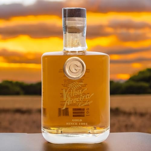 Cachaça Gold 6 Anos Velha Aroeira, 700 ml, 40% Teor Alcoólico, Envelhecida em Carvalho Francês, Dest