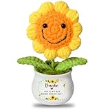 【Handgefertigt】 Hochwertiges gehäkeltes positive sonnenblume, die Blütenblätter sind dreidimensional und voll, die Staubblätter haben zarte Texturen und gepaart mit einem handgenähten Keramikbecken ist es nicht nur ein exquisites Ornament, sondern auch ein langlebiges Souvenir.