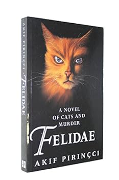 Paperback FELIDAE. Book