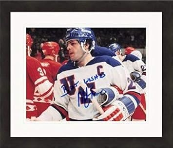 Sports Memorabilia Autograph Warehouse 572202 8 x 10 in. 1980 USA Olympic Hockey Team Mike Eruzione Autographed Photo - No.SC12 Matted & Framed