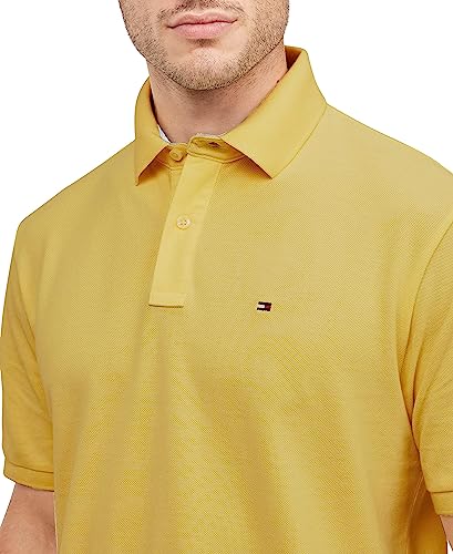 Image of Tommy Hilfiger Men's Short Sleeve Cotton Pique Polo Shirt in Classic Fit