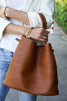 Anshika International leather handbag – image 7