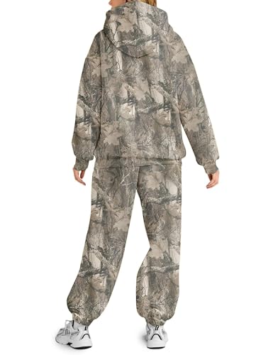 Camo Sweatsuits for Women 2 Piece Outfits Maple Leaf Print Hoodie Sweat Sets Pants Camouflage Tracksuits Lounge sets3