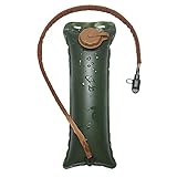 La gran apertura en la parte superior hace que esta bolsa de agua sea bastante rápida para la inyección de agua, muy fácil de limpiar y secar sin herramientas. El Screw Cap Open es conveniente para agregar cubitos de hielo para una bebida o agua aún más fresca en cualquier condición.