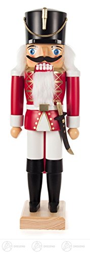 Casse-noisettes hussard de collection en bois traditionnel des monts Métallifères