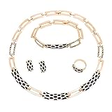 💎 PARURE FEMME PLAQUE OR – Une Parure de Bijoux pour Femme exceptionnelle, de part son originalité, sa qualité de fabrication et des matériaux utilisés. Dessinée à la main par nos artisans, l’Ensemble de Bijoux pour Femme est en Plaqué Or 18K et comporte plus de 1000 Cristaux Zircons, brillants avec un éclat similaire au Diamant. Offrez le bijou cadeau parfait quelle que soit l’occasion : cadeau femme Saint-Valentin, Noël, Anniversaire, Mariage, Fête des Mères.