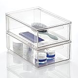 LEICHT STAPELBAR: Die praktische Box ist so konstruiert, dass sie ganz einfach übereinander gestapelt werden kann. So wird der oftmals sehr beschränkte Stauraum im Badezimmer optimal ausgenutzt.