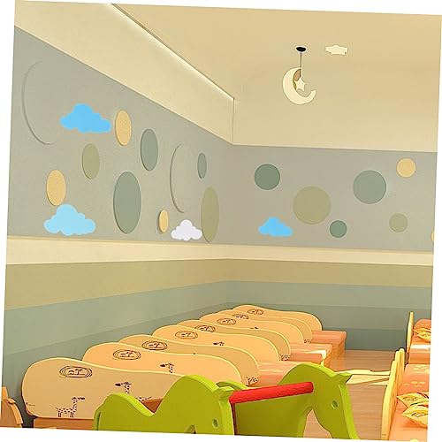 Sticker mural design Abaodam pour créer une ambiance chaleureuse dans votre salon