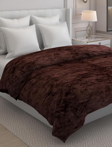 Image of Sands Luxurious 6Pc Bedding Set for Winter, 1 Double Duvet Cover,1 Double Bed bedsheet, 2 Pillow Covers, 2 Round Cushions, Ultra Soft Woollen Bedsheet Set- 90X100 inches (Dark Bronze)