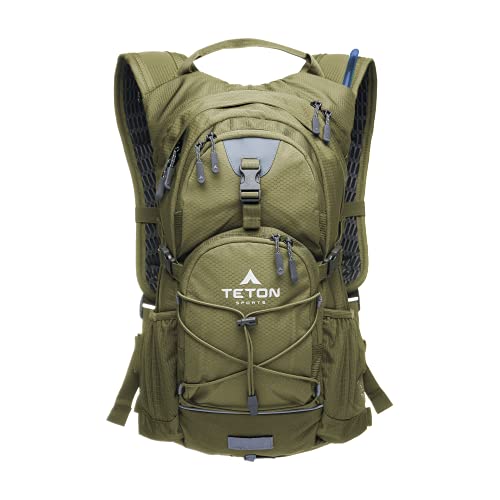 9 Outstanding Hiking Backpacks With Water Bladder