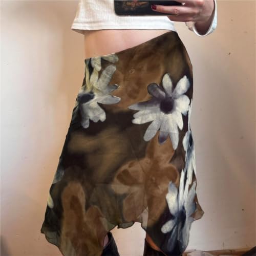 Jupe à fleurs et coupe asymétrique en maille pour tenue d'été fluide