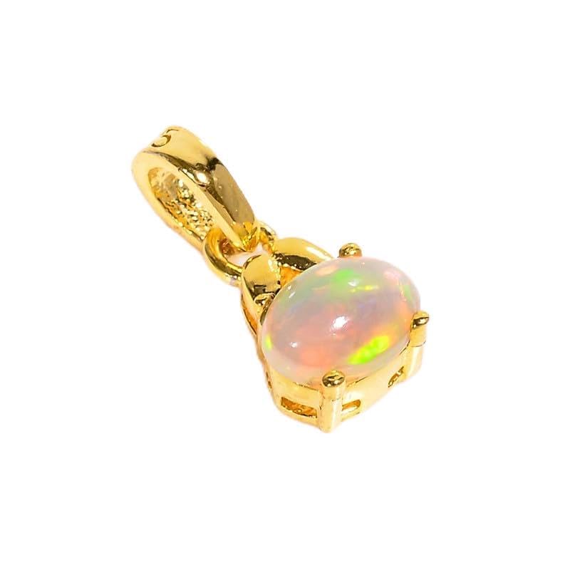 Pendentif en opale blanche pour illuminer vos tenues de soirée