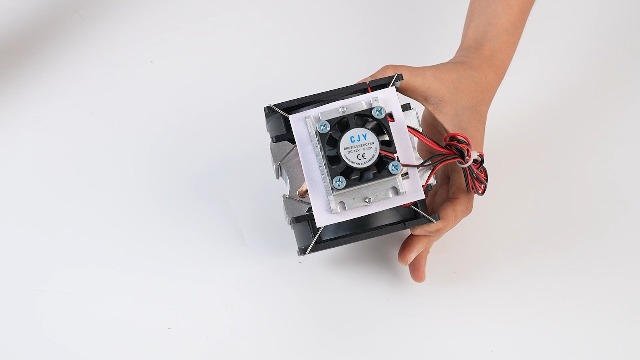 Module De Refroidissement Par Semi-conducteurs Pour Boissons – DIY Et Portable