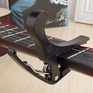 NITAIUN Capodastre Guitare Guitare Capo avec 10 Médiators Alliage d’aluminium Noir Capo pour Guitare Acoustique, Ukulélé… - Les Beatles, Paul McCartney, John Lennon, RIngo Starr, George Harrison NITAIUN Capodastre Guitare Guitare Capo avec 10 Médiators Alliage d'aluminium Noir Capo pour Guitare Acoustique, Ukulélé… – Image 4