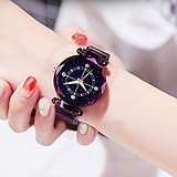 ⌚Minimalistisches Design, ultradünnes Gehäuse. Das Hakendesign ist leicht zu tragen, weich und bequem, sehr gut für den täglichen Gebrauch geeignet. Das weiche Leder und das Edelstahlband machen das Tragen angenehmer. Diese Uhr ist zu einer modernen Kunst geworden.